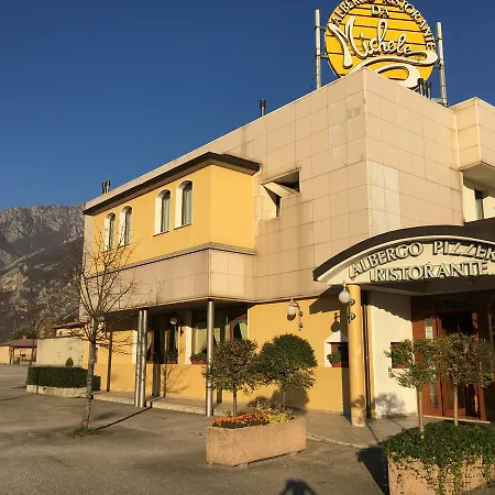 Ristorante Pizzeria Da Michele 酒店 *